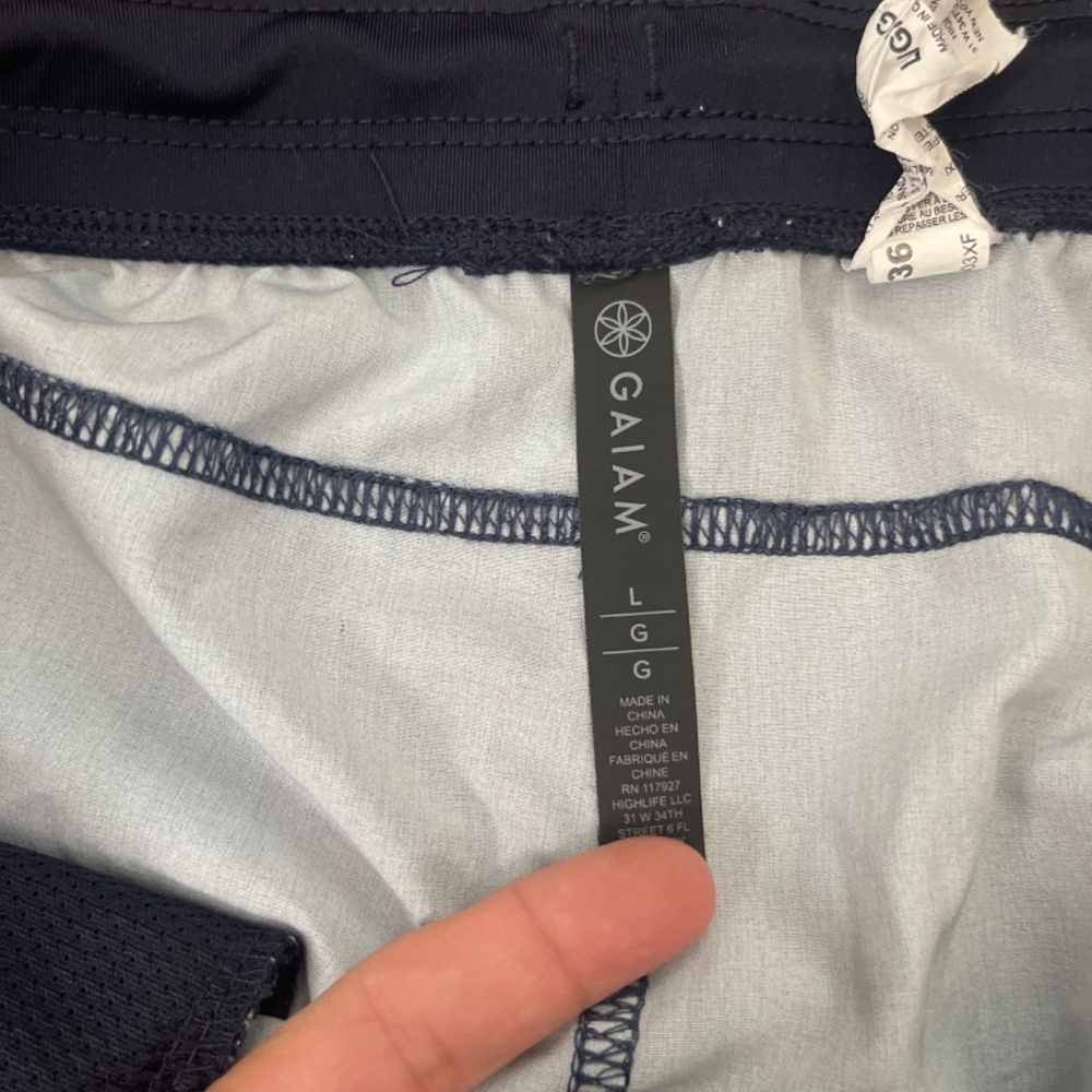 GAIAM Mens Navy Blue Pull On Stretch Waist Athletic Shorts Size Large - Picture 4 of 7